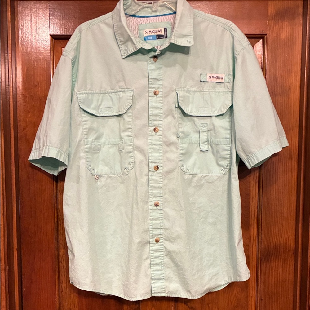 Men’s Large Magellan Fishing Shirt Short-Sleeve Button-Down in Mint Green